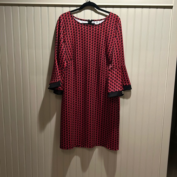 WRAPPER Red Houndstooth dress - bell sleeves grommet detail - Nordstrom XL - NWT - Picture 1 of 10